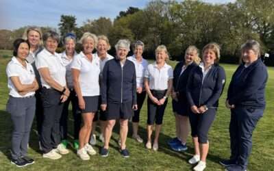 Seniors Scratch Trophy tees off